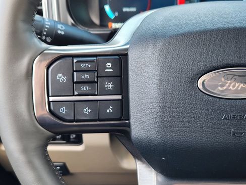 New 2026 Ford F350 Platinum w/ Platinum Plus Package AWD/4WD image 19