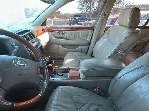 Used 2002 Lexus LS 430 image 3