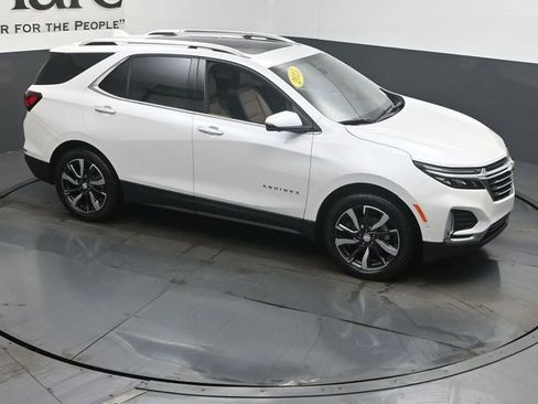 Used 2023 Chevrolet Equinox Premier image 38