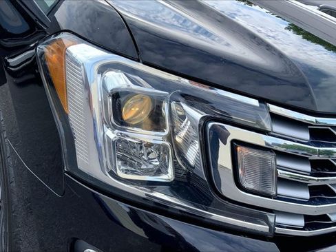 Used 2019 Ford Expedition Limited AWD/4WD image 27