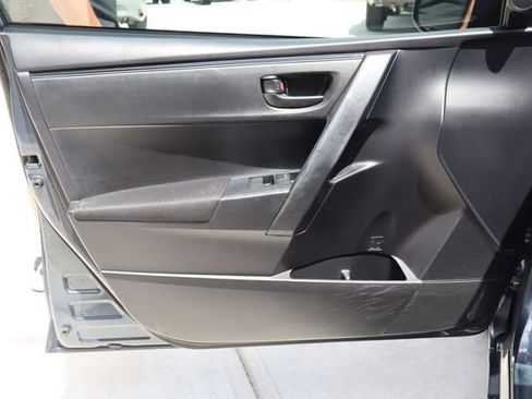Used 2017 Toyota Corolla L FWD image 24