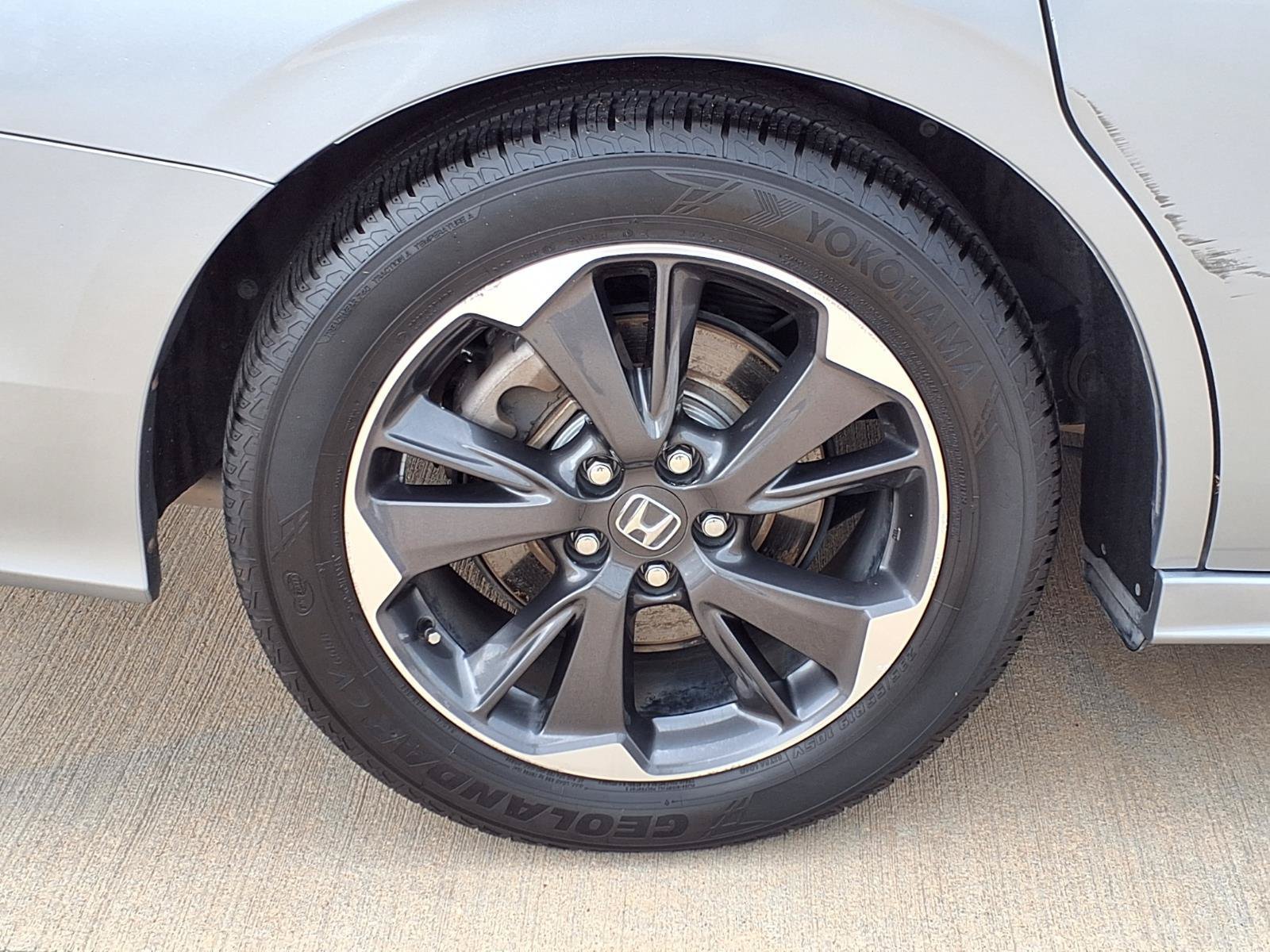 Used 2021 Honda Odyssey Elite image 27