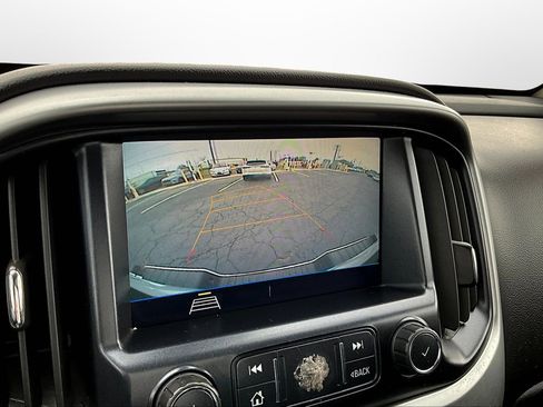 Used 2022 Chevrolet Colorado LT w/ Fleet Safety Package image 30