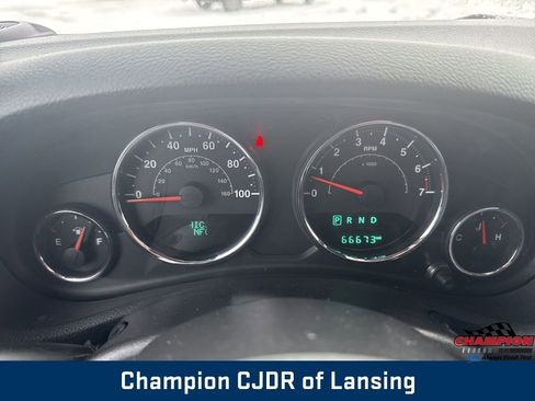 Used 2016 Jeep Wrangler Unlimited Sahara w/ Connectivity Group image 23