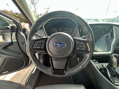 Used 2025 Subaru Outback Onyx Edition image 9