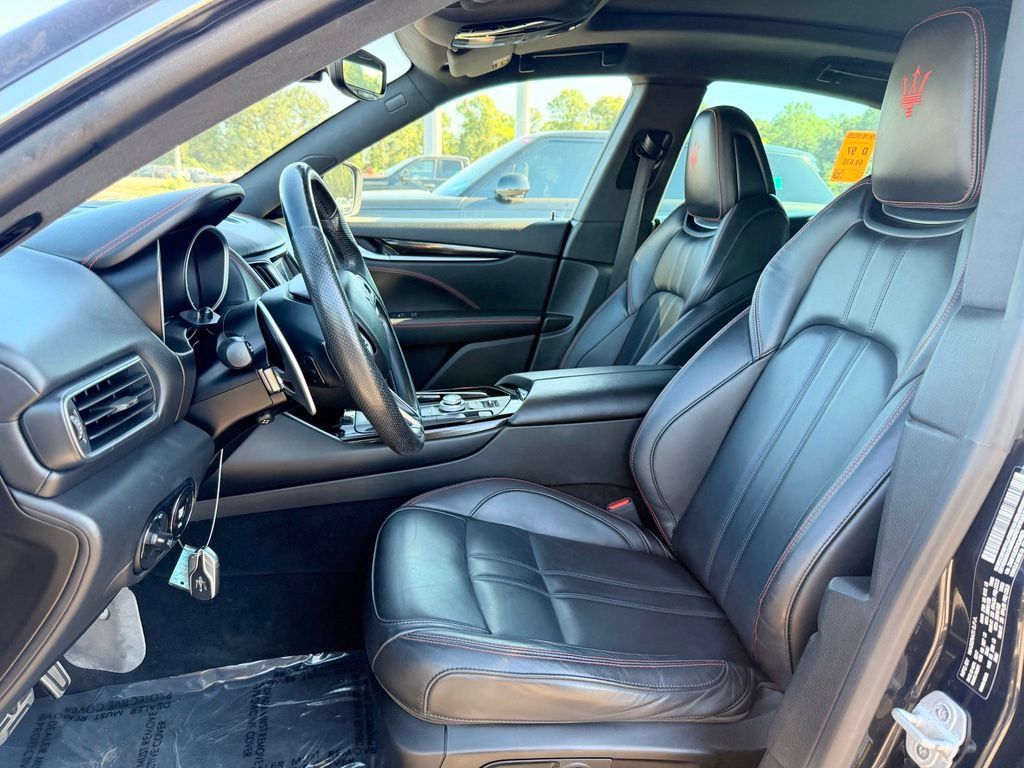 Used 2017 Maserati Levante w/ Sport Package AWD/4WD image 12