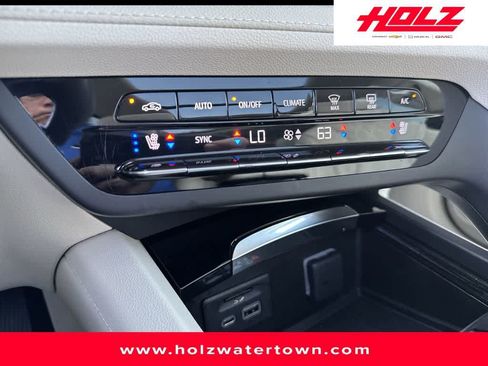 Certified 2023 Buick Envision Avenir AWD/4WD image 16