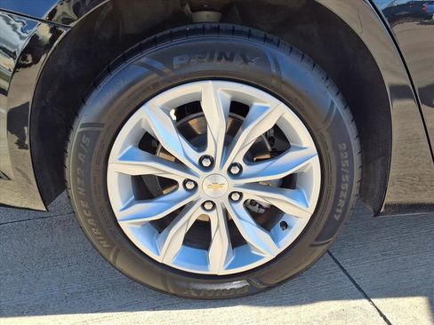 Used 2024 Chevrolet Malibu LT image 25