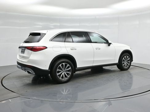 Used 2024 Mercedes-Benz GLC 300 image 25