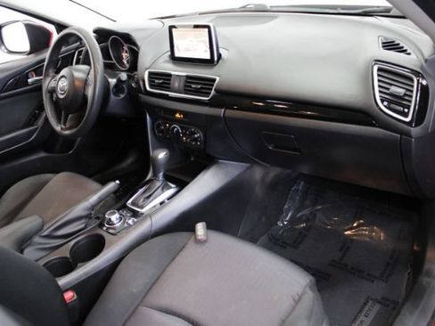Used 2015 MAZDA MAZDA3 i Sport FWD image 25
