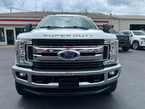 Used 2019 Ford F250 XLT w/ XLT Value Package AWD/4WD image 2