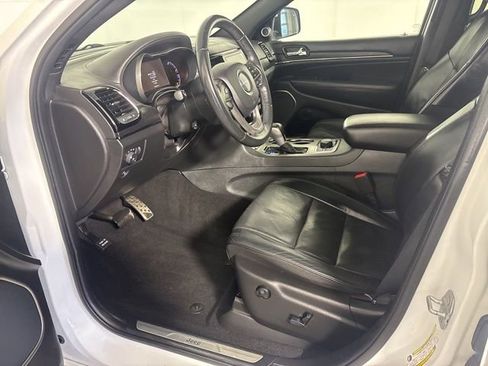 Certified 2019 Jeep Grand Cherokee High Altitude image 16