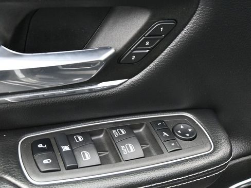 Used 2022 RAM 1500 Laramie image 4