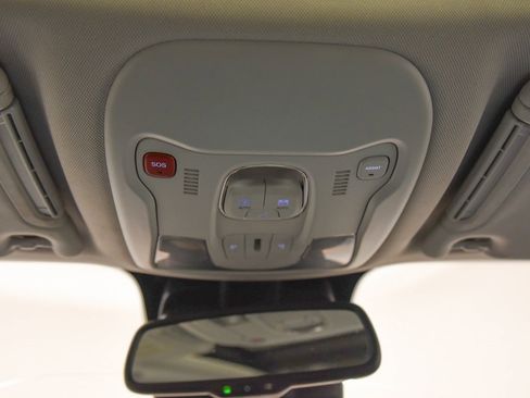 Used 2021 Jeep Renegade Limited w/ Sun & Sound Group image 29