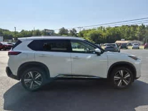 Used 2023 Nissan Rogue SL w/ SL Premium Package AWD/4WD image 7
