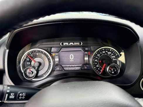 Used 2019 RAM 1500 Big Horn AWD/4WD image 36