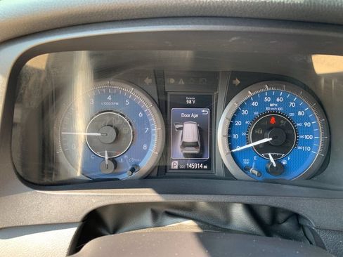 Used 2017 Toyota Sienna Limited Premium AWD/4WD image 31
