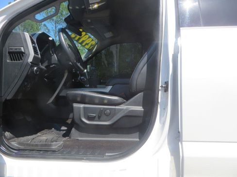 Used 2019 Ford F150 Lariat image 13