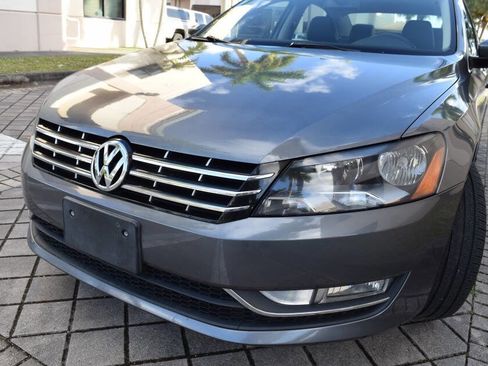 Used 2015 Volkswagen Passat TDI SEL Premium image 9
