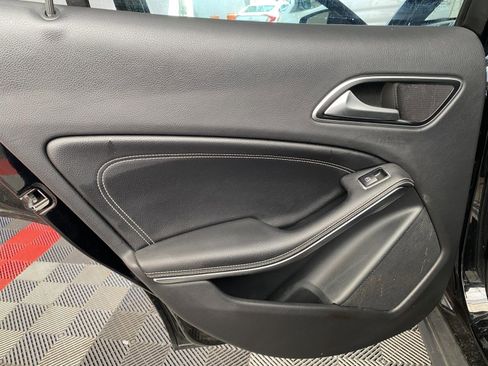 Used 2017 Mercedes-Benz GLA 250 4MATIC image 18