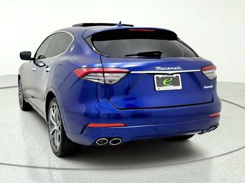 Used 2023 Maserati Levante GT AWD/4WD image 7