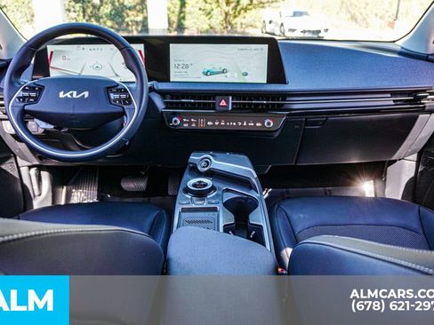 Used 2024 Kia EV6 Light image 25