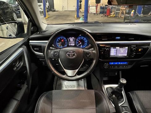 Used 2015 Toyota Corolla S FWD image 19
