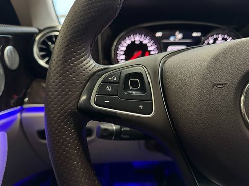Used 2018 Mercedes-Benz E 400 4MATIC Coupe image 45