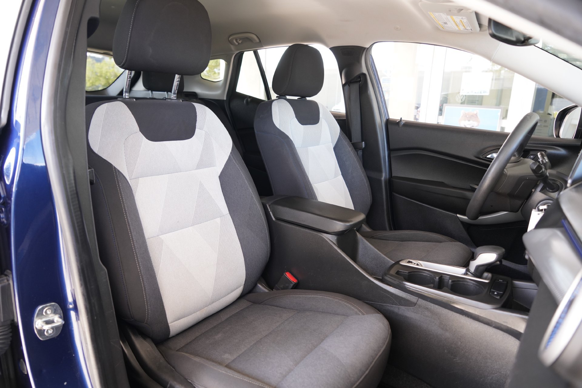 Used 2024 Chevrolet Trax LS w/ LS Convenience Package FWD image 23