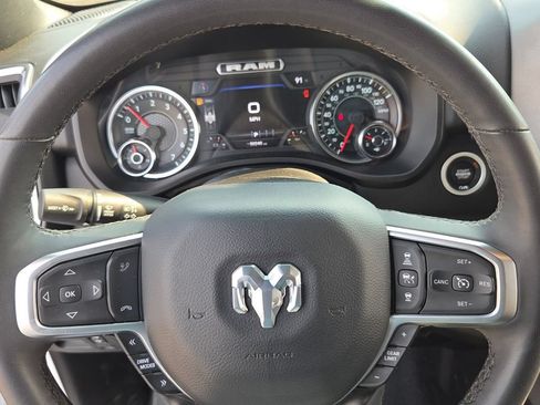 Used 2025 RAM 1500 Big Horn AWD/4WD image 22
