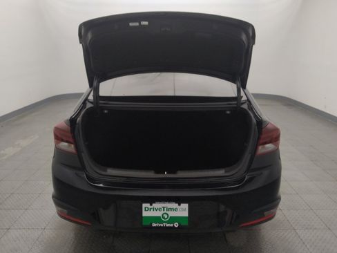 Used 2020 Hyundai Elantra SEL FWD image 29