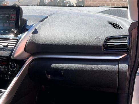 Used 2022 Mitsubishi Eclipse Cross SE AWD/4WD image 15