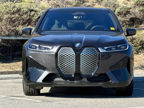 Certified 2025 BMW iX xDrive50 w/ Premium Package image 11