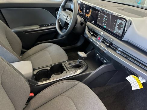 Certified 2025 Kia K4 FWD image 16