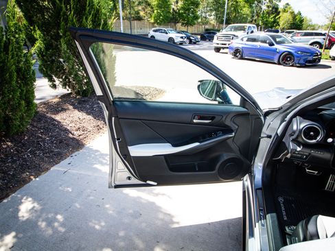 Used 2022 Lexus IS 350 F Sport RWD image 14