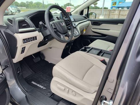 New 2026 Honda Odyssey EX-L image 2