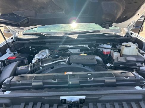 Used 2022 Chevrolet Silverado 2500 LT w/ Convenience Package AWD/4WD image 29