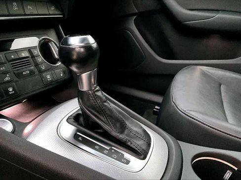 Used 2017 Audi Q3 2.0T Premium Plus w/ Premium Plus Package image 14