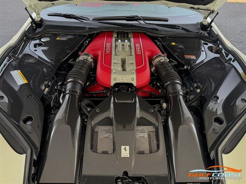 Used 2019 Ferrari 812 Superfast RWD image 36