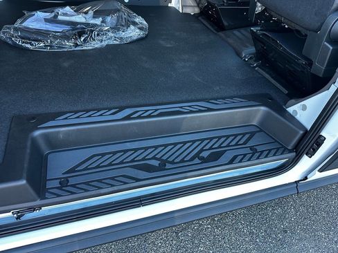 New 2026 Ford Transit 250 148 Medium Roof w/ Load Area Protection Package image 32