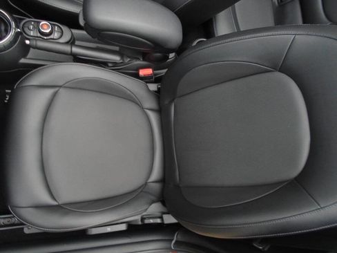 Used 2017 MINI Cooper S image 16