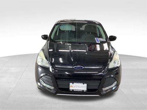 Used 2016 Ford Escape SE w/ SE Cold Weather Package AWD/4WD image 3