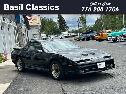 Used 1989 Pontiac Firebird Trans Am RWD image 1