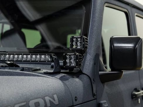 Used 2024 Jeep Wrangler Unlimited Rubicon w/ Technology Group AWD/4WD image 31