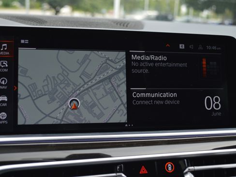 Used 2021 BMW X5 xDrive40i w/ Convenience Package AWD/4WD image 18