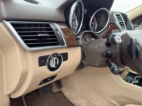 Used 2014 Mercedes-Benz ML 350 4MATIC image 15