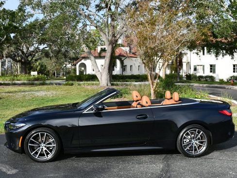 Used 2022 BMW 430i Convertible w/ Convenience Package image 3
