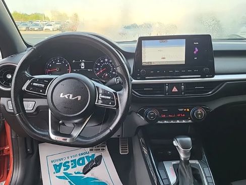 Used 2023 Kia Forte GT-Line w/ GT-Line Technology Package FWD image 15