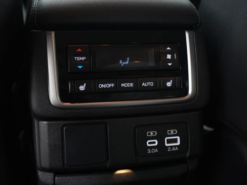 Used 2023 Subaru Ascent Limited image 21