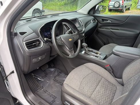 Used 2023 Chevrolet Equinox LT FWD image 7